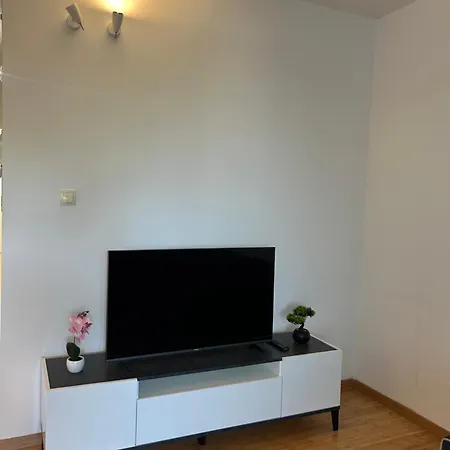 Modern Luci Апартаменти